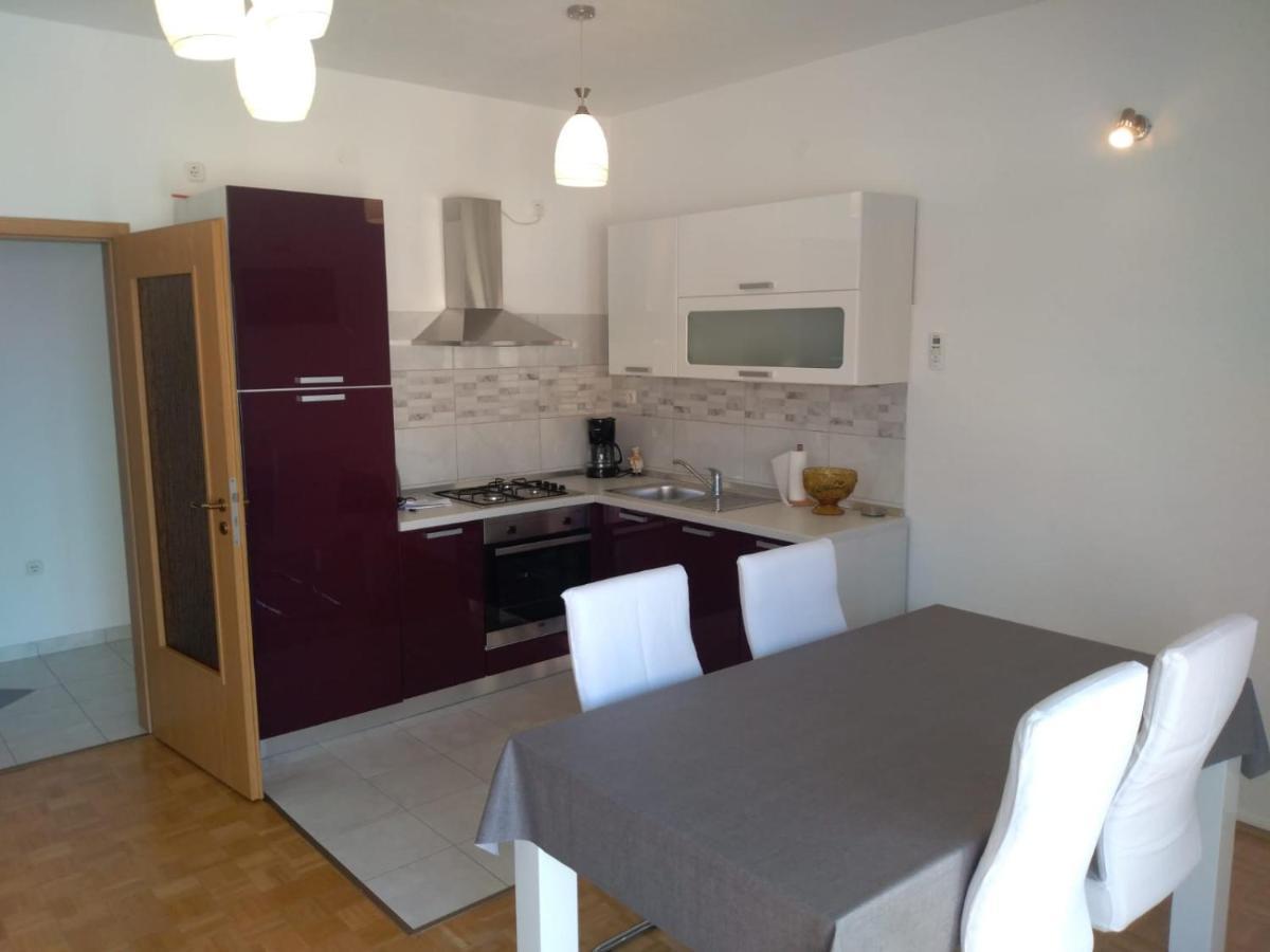 Sea Side App Apartment Vratarusa Exterior photo