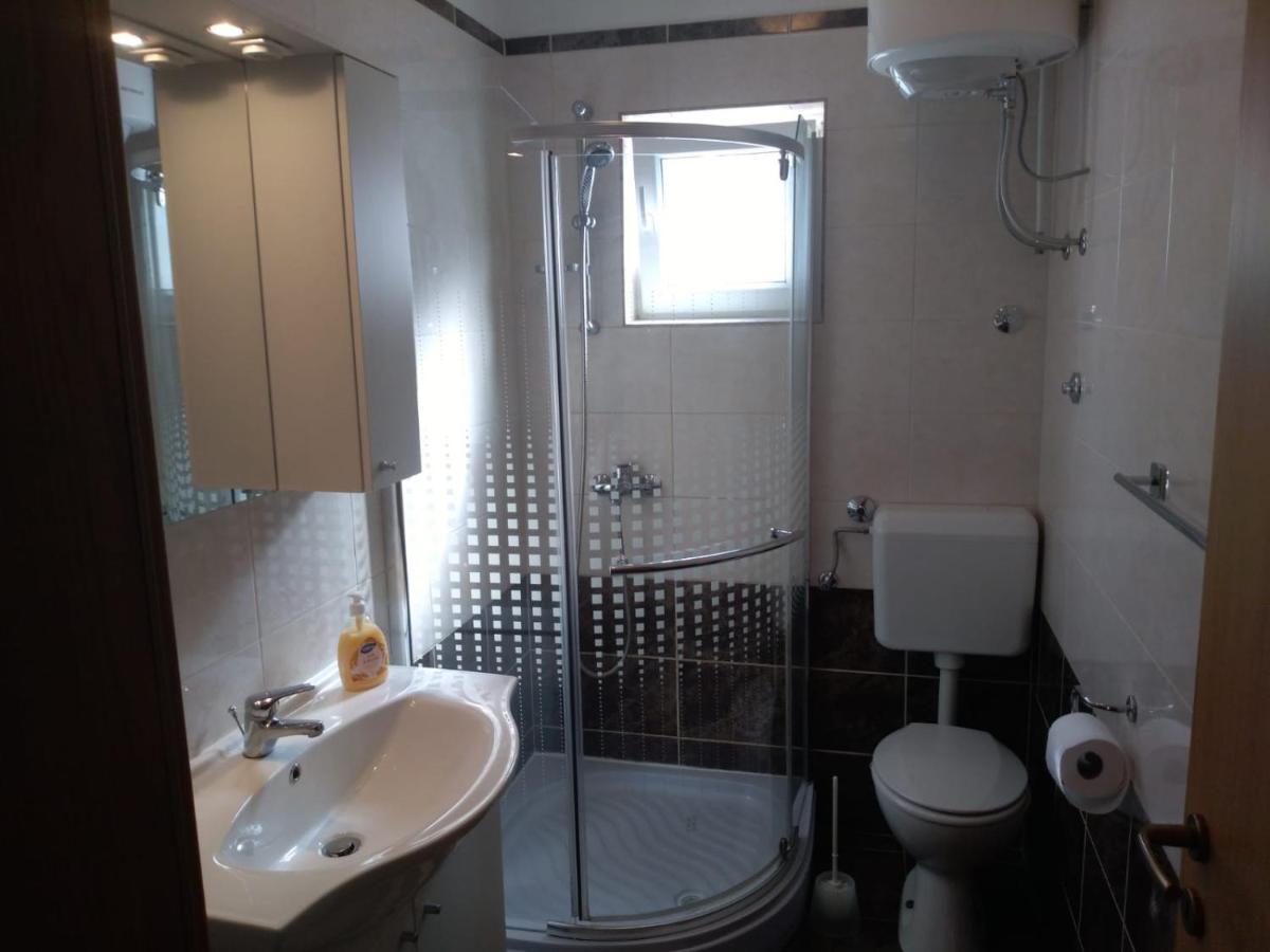 Sea Side App Apartment Vratarusa Exterior photo